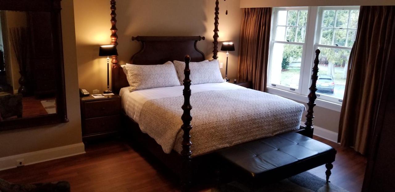 Crown Mansion Boutique Hotel & Villas Кваликум-Бич Экстерьер фото